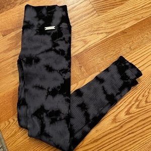 Bombshell Tie Dye Seamless Leggings